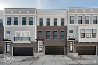 Building Photo - 9749 Junction