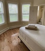 Images are representative samples of the advertised unit. Actual units shown during tours may differ - 11 Burney St