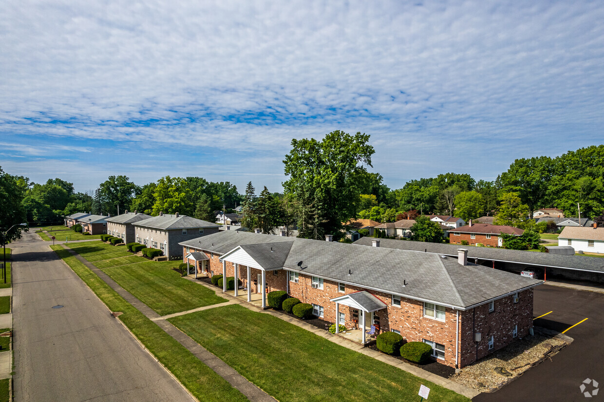 Primary Photo - Patricia Apartments