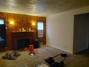 Building Photo - 311 W Genesee St