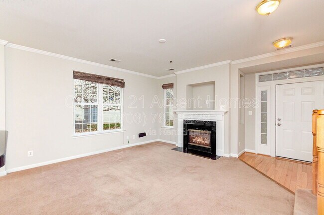 Foto del edificio - 8932 Milford Haven Ct