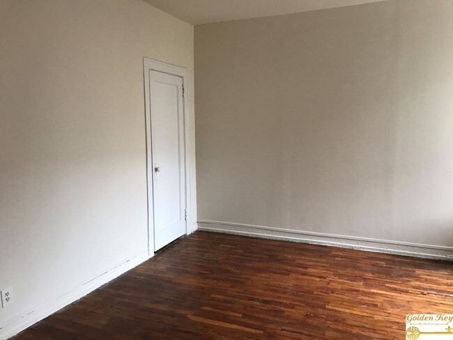 Building Photo - 2415 28th St