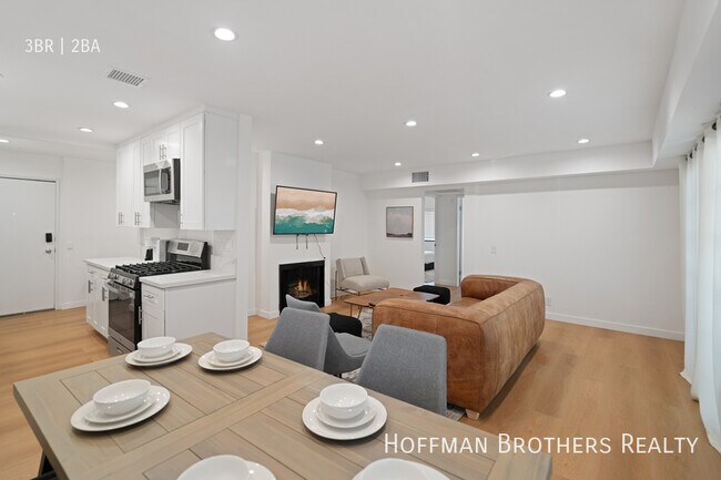 Foto del edificio - 7441 Hazeltine Ave