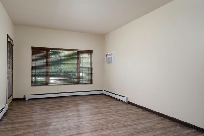 Interior Photo - Arden Flats