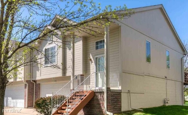 Building Photo - 2 br, 2 bath Townhome - 5146 N 144th Ct