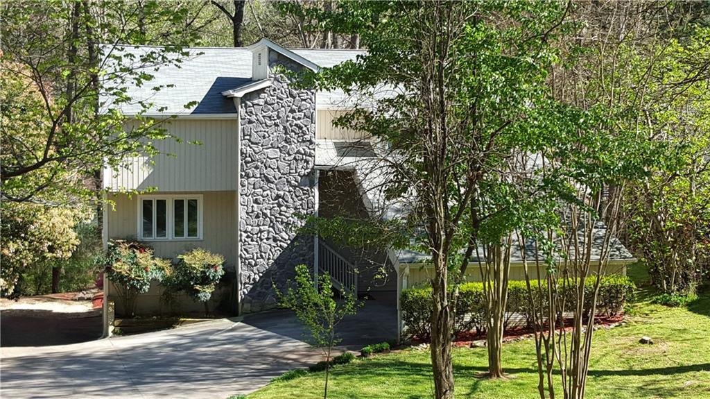 Foto principal - 3240 Carlton Rd