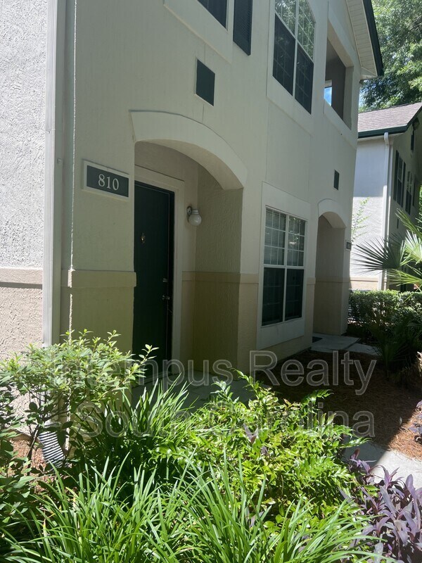 Building Photo - 897 Fording Island Rd
