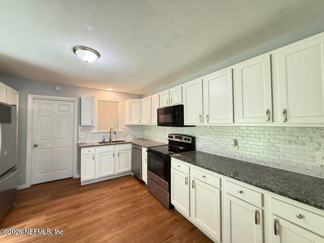 Foto del edificio - 8515 Maple St