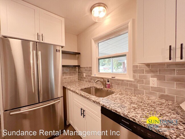 Foto del edificio - 3 br, 2 bath House - 315 Lake Drive