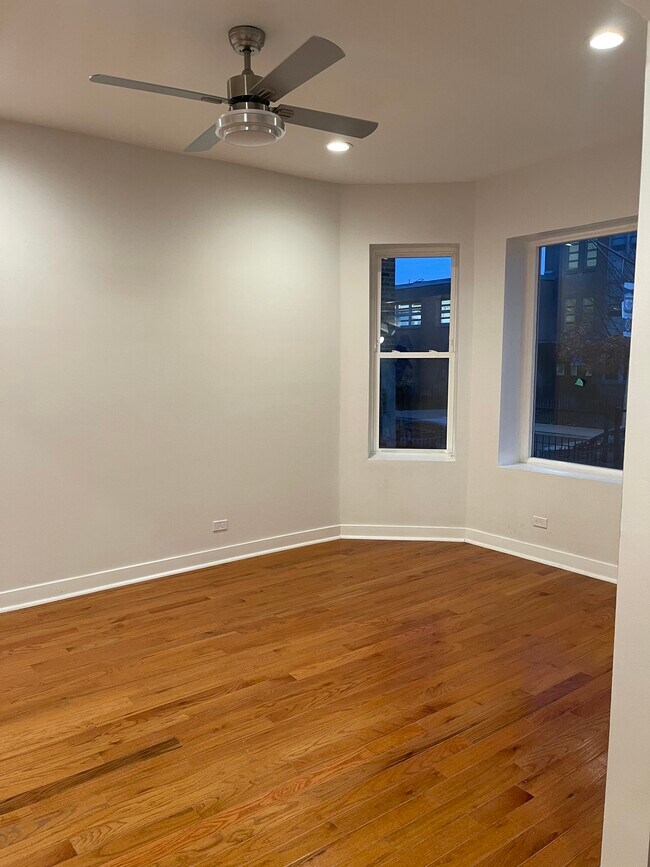 Building Photo - 4014 W Grenshaw St