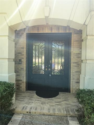 Foto del edificio - 4544 Banyon Ln