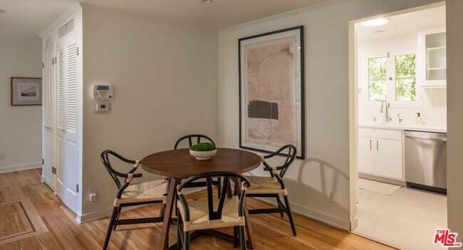 Foto del edificio - 488 St Pierre Rd