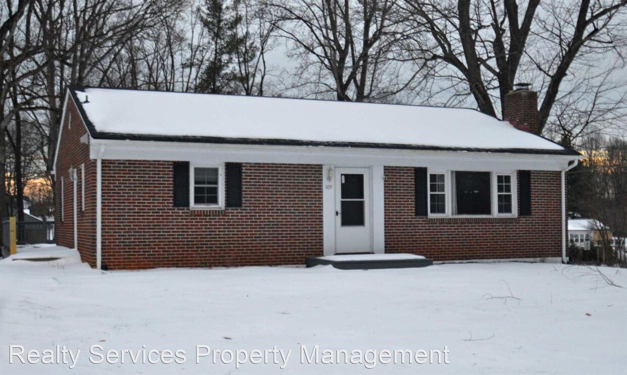 109 Pearson Dr, Lynchburg, VA 24502 House Rental in Lynchburg, VA