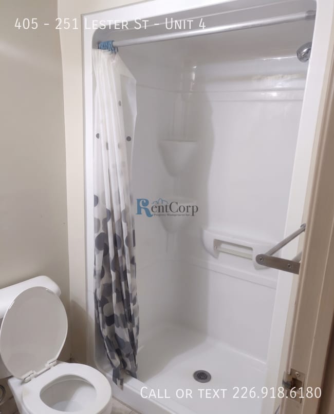 Building Photo - 251-251 Lester St