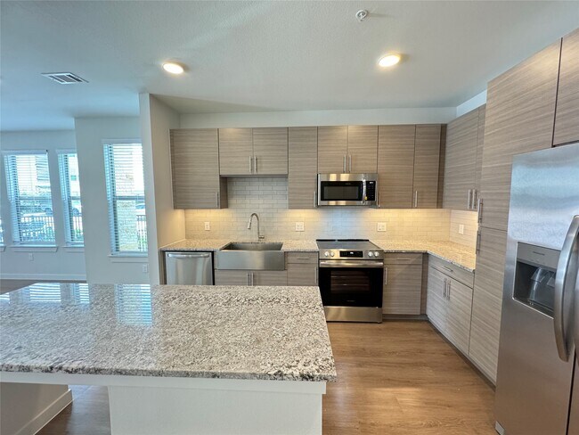 Foto del edificio - 9302 Fry Rd