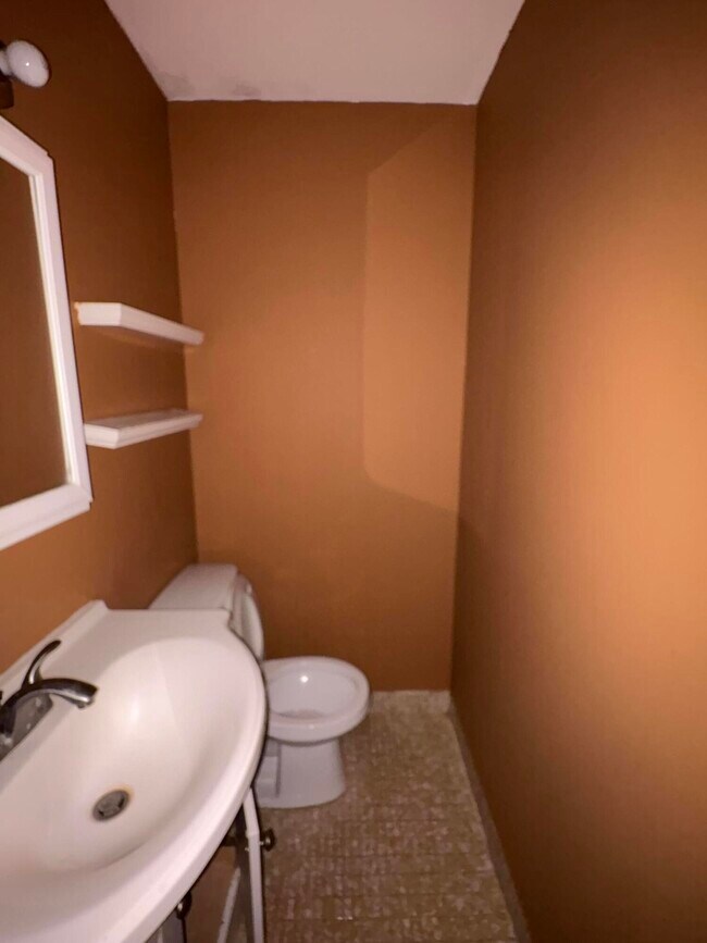 Foto del edificio - 650 SW 2nd Ave