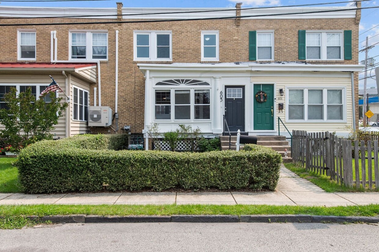Photo - 603 Dayton Rd.