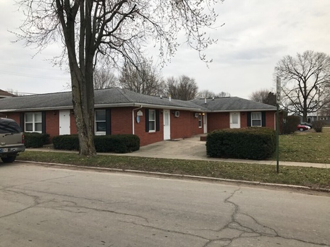 201 W Main St Unit 107, Fountain City, IN 47341 Apartments 201 W Main