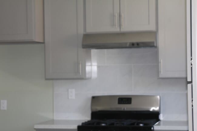 New stove and stove hood - 768 N 14th St