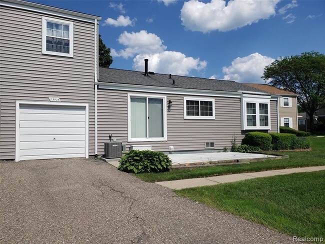 Building Photo - 23506 Woodshire