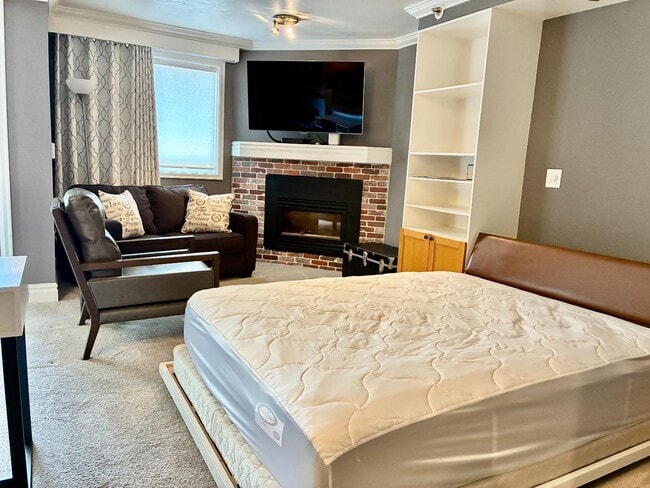 Photo - 310 Iron Horse Way Apartment