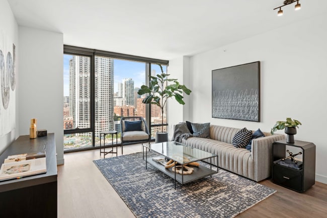 Photo - 312 N Canal St Apartment