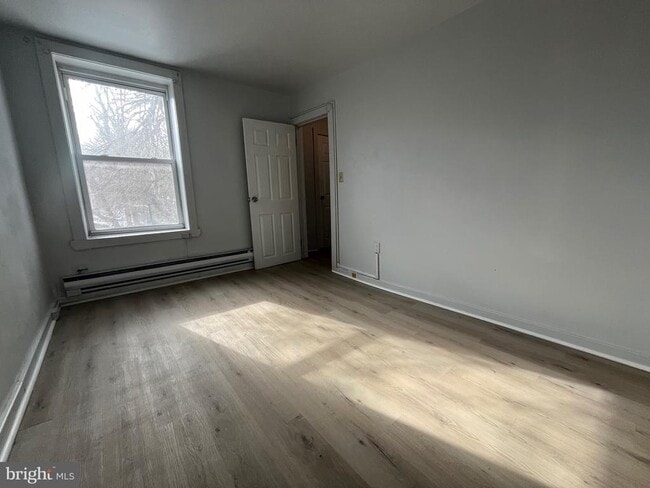 Foto del edificio - 2130 W Spencer Ave