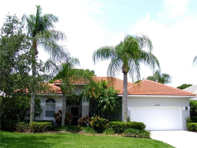 Building Photo - 1620 SW Monarch Club Dr