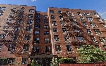 Building Photo - 42-26 81st St