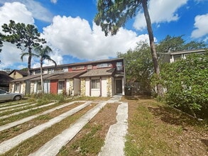 Building Photo - 12216 Fox Hound Ln