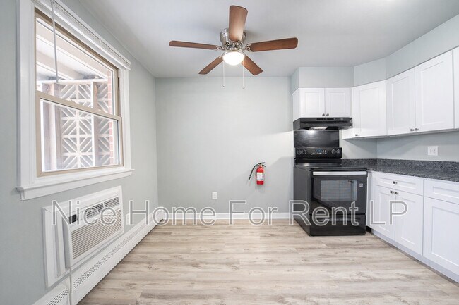 Foto del edificio - 20 Fort Sumpter Rd