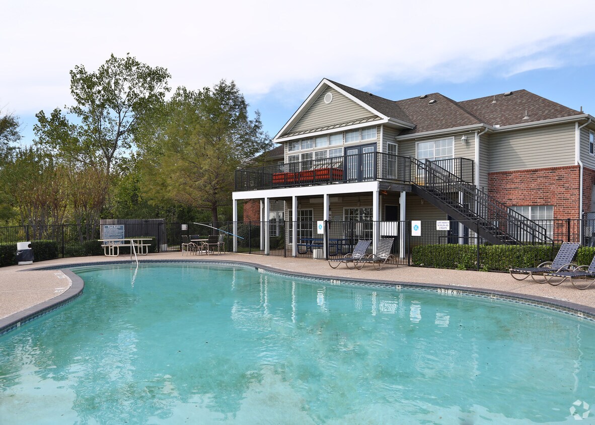 Wildwood Branch Apartments in Fort Worth, TX