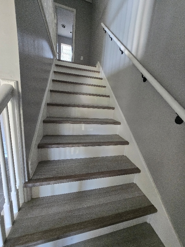 Building Photo - 2201 Jamestown Way