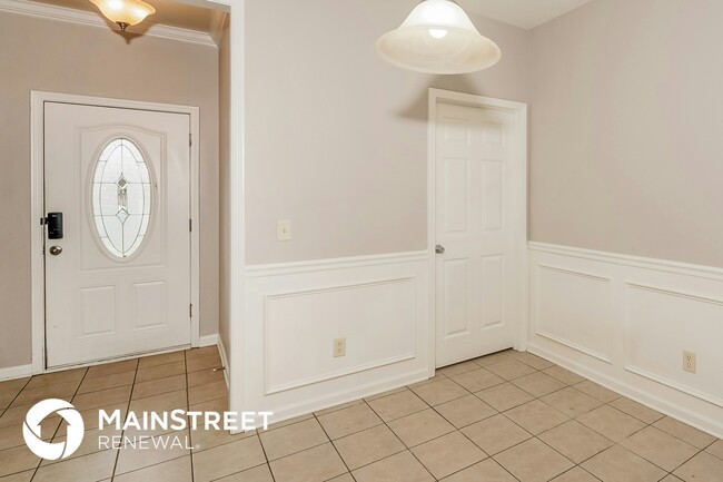 Building Photo - 1184 Washington Dr