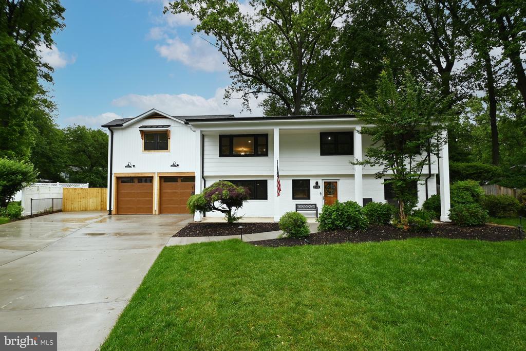Foto principal - 2529 Kirklyn St
