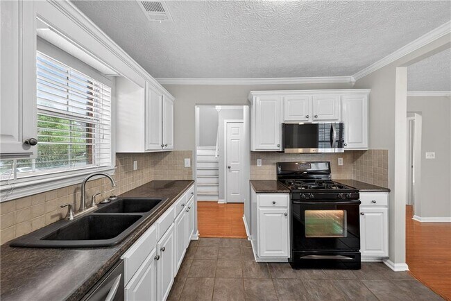 Foto del edificio - 1418 Shiloh Way NW