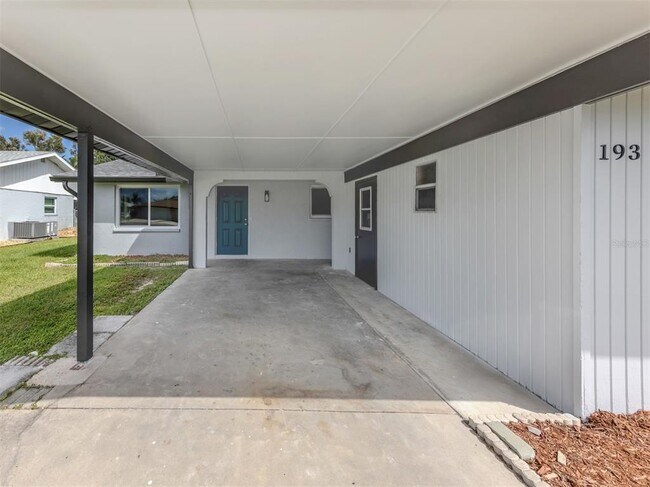 Building Photo - 193 Golf Club Ln