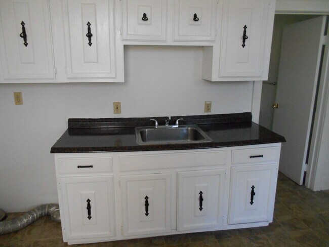 Foto del edificio - 108 Myrtle St