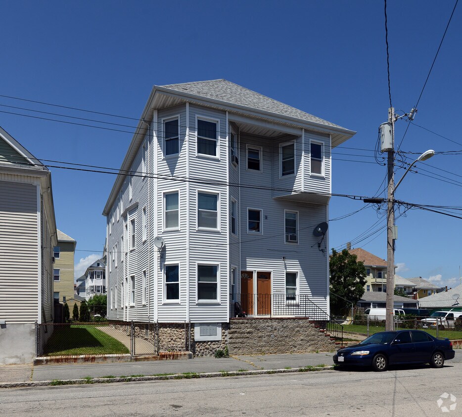 Primary Photo - 115-117 Whitman St
