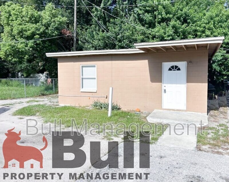 139 W 8th St Unit 8, Apopka, FL 32703 Condo for Rent in Apopka, FL