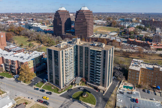 Aerial Photo - Parkway Towers