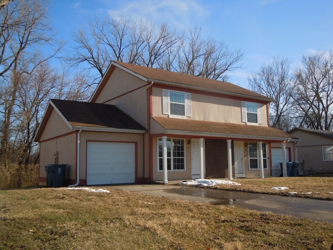 10 Cougar Dr, Glen Carbon, IL 62034 Townhome Rentals in Glen Carbon