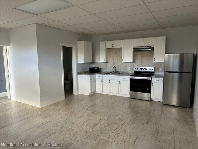 Foto del edificio - 519 S Pine St