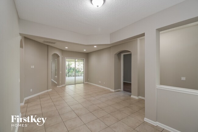 Building Photo - 466 Hefferon Dr