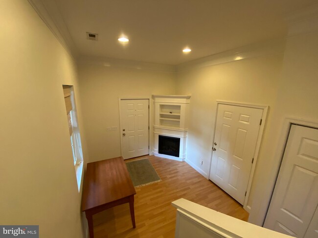 Building Photo - 3209 Holland Cliffs Rd