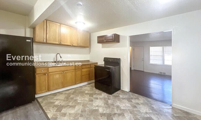 Building Photo - 2811 E 58th St