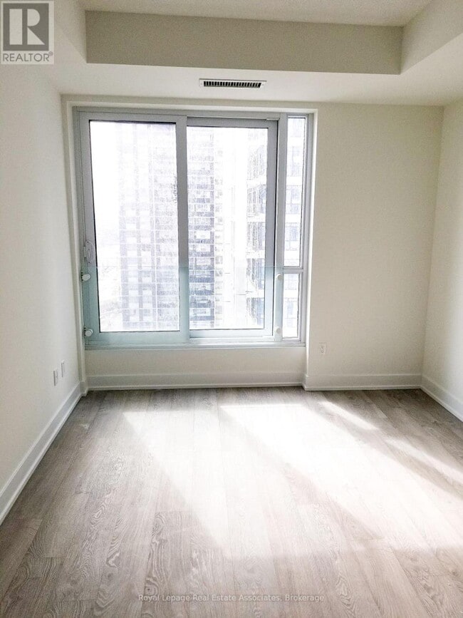 Building Photo - 7 Mabelle Ave