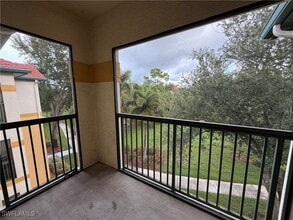 Building Photo - 11571 Villa Grand