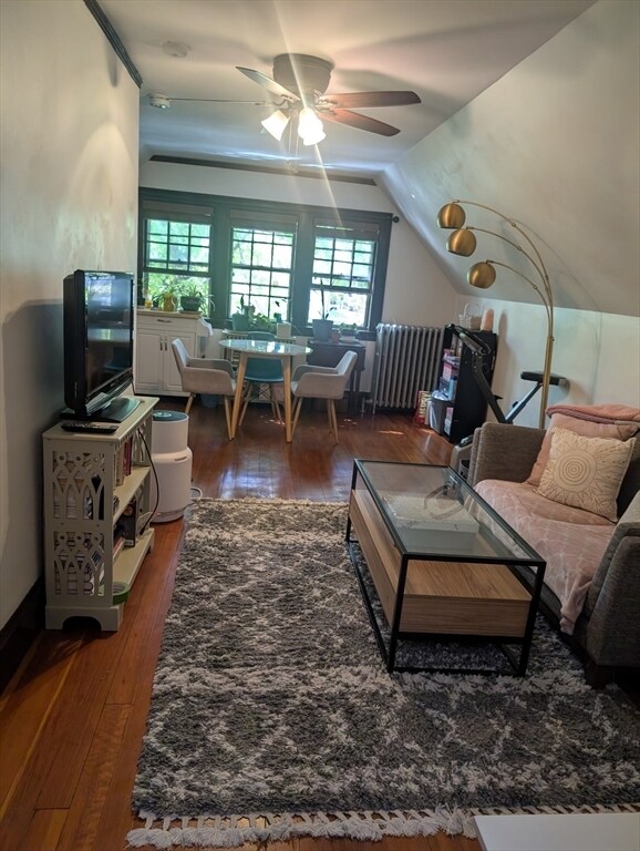 Foto principal - 473 Chestnut Hill Ave