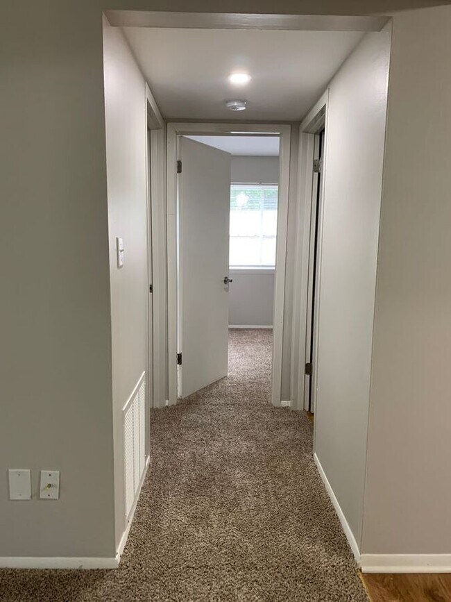 Foto del edificio - 1167 Abbey Ln